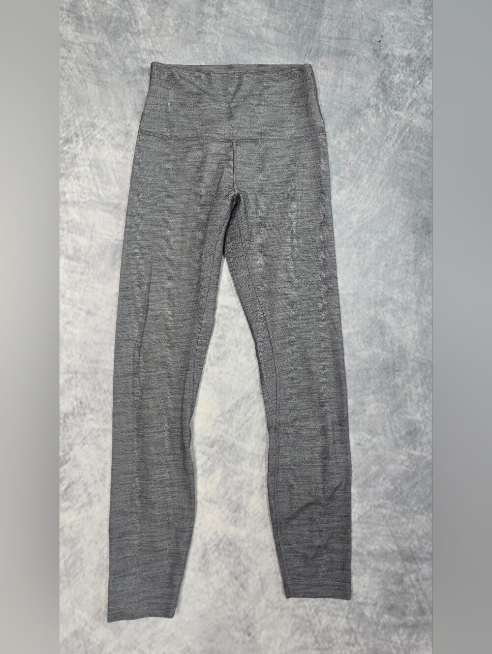 Lululemon Women's Leggings Size 4